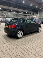 Audi A1 1.2 TFSI Connect, Zwart, 4 cilinders, 4 stoelen, Zwart