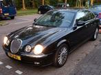 JAGUAR S-TYPE SPORT 2.5 V6 204PK AUT ZWART BJ2003 NIEUWSTAAT, Auto's, Automaat, Achterwielaandrijving, Zwart, 2497 cc