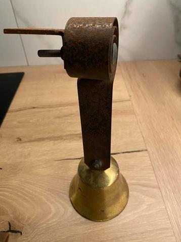 Trekbel messing beschikbaar voor biedingen