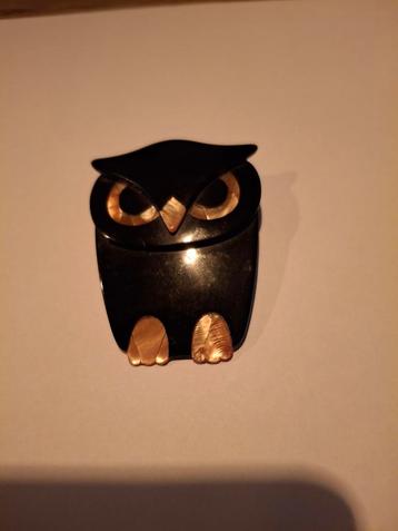 Lea stein paris uil Broche beschikbaar voor biedingen