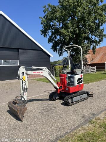 Takeuchi TB210R beschikbaar voor biedingen