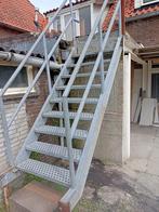 Stalen trap af te halen t.e.a.b., Doe-het-zelf en Verbouw, Ladders en Trappen, 2 tot 4 meter, Trap, Zo goed als nieuw, Ophalen