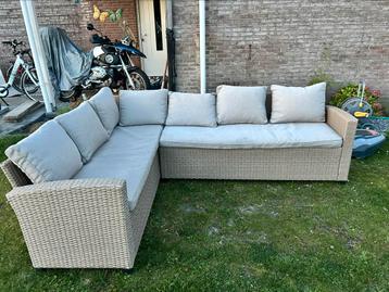 Tuinset beschikbaar voor biedingen