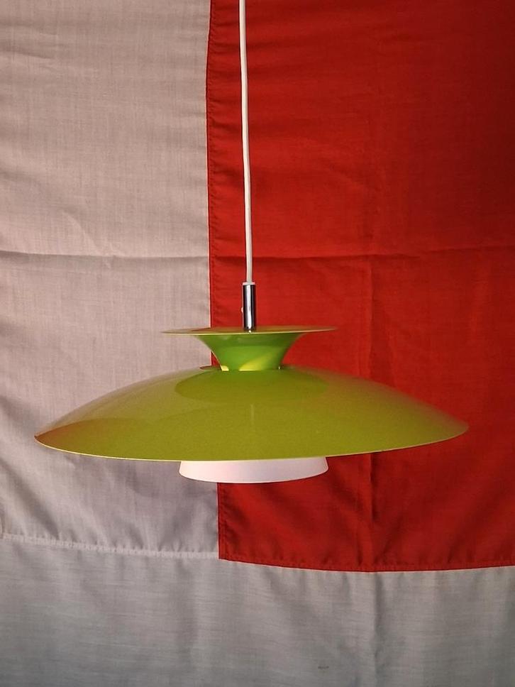 Prachtige hanglamp Deens design., Huis en Inrichting, Lampen | Hanglampen, Zo goed als nieuw, Minder dan 50 cm, Ophalen of Verzenden