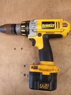 DeWalt klopboormachine, Doe-het-zelf en Verbouw, Gereedschap | Boormachines, Ophalen, Gebruikt, 600 watt of meer, Boormachine