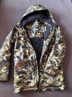 WE Winterjas / Regenjas met capuchon Camouflage 170/176, WE, Jongen of Meisje, Ophalen of Verzenden, Zo goed als nieuw