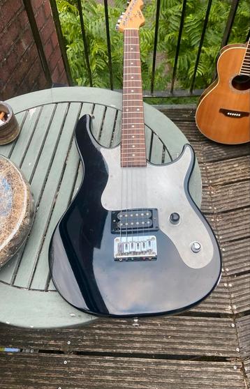 Peavey Gitaar te ruil tegen pedaal beschikbaar voor biedingen