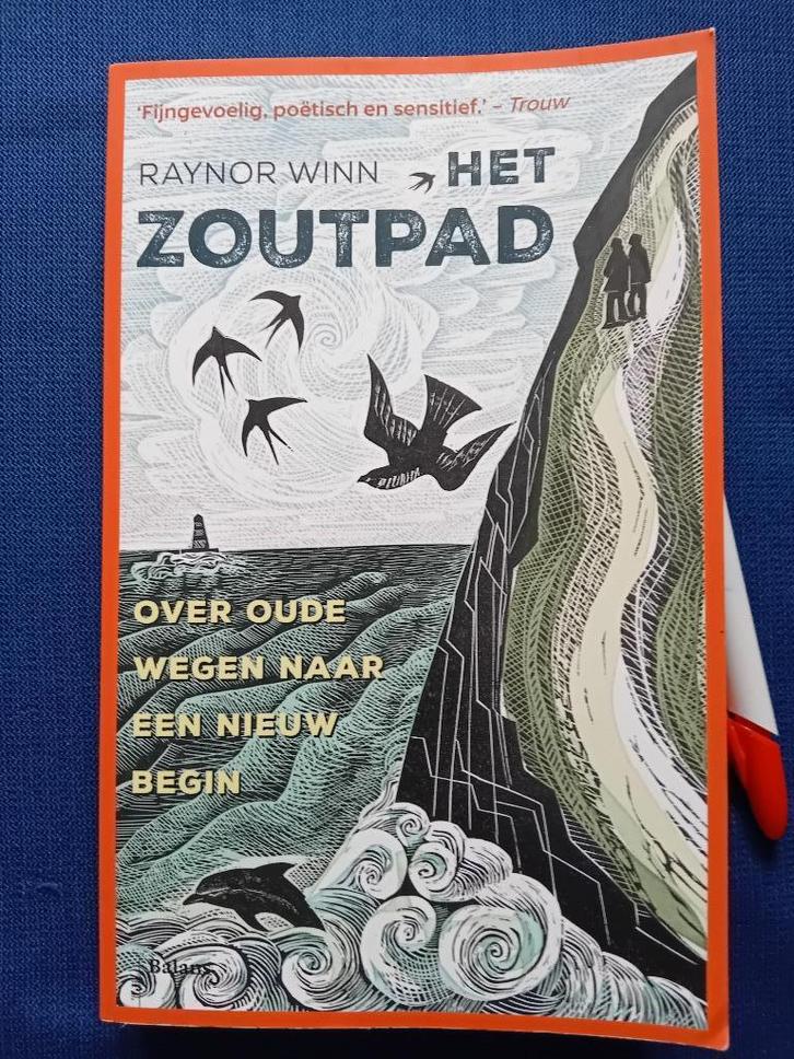 Het zoutpad. Raynor Winn, Boeken, Romans, Zo goed als nieuw, Ophalen of Verzenden