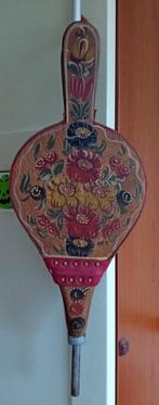 Antieke blaasbalg (hout) Hindeloopen., Antiek en Kunst, Antiek | Gereedschap en Instrumenten, Ophalen of Verzenden