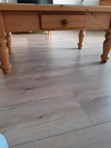 grenen salontafel. beschikbaar voor biedingen