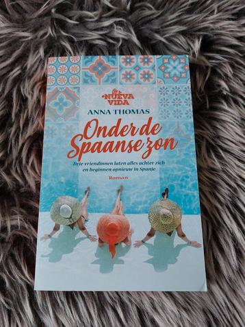 Roman • Anna Thomas - Onder de Spaanse zon  beschikbaar voor biedingen
