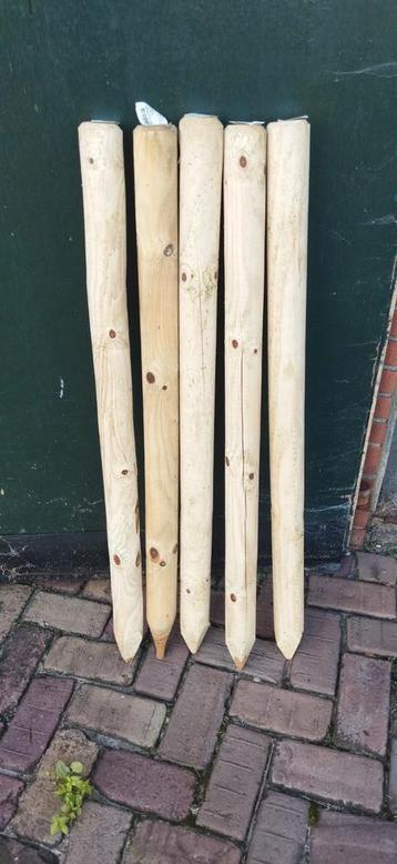 Tuinpalen  nieuw 5 stuks beschikbaar voor biedingen