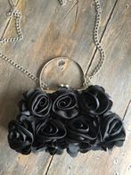 V) t43 zwart tasje met rozen en zilverkleurig handvat, Sieraden, Tassen en Uiterlijk, Tassen | Schoudertassen, Verzenden, Zo goed als nieuw