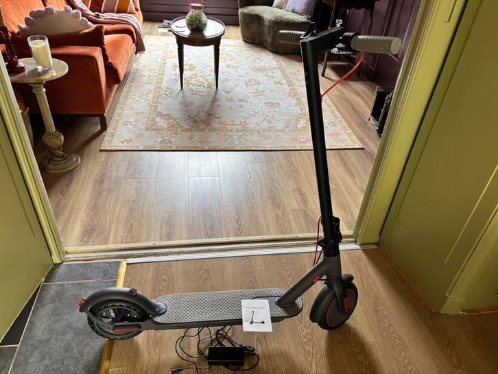 Elektrische Step - Zo goed als nieuw!, Fietsen en Brommers, Snorfietsen en Snorscooters, Zo goed als nieuw, Overige merken, Elektrisch