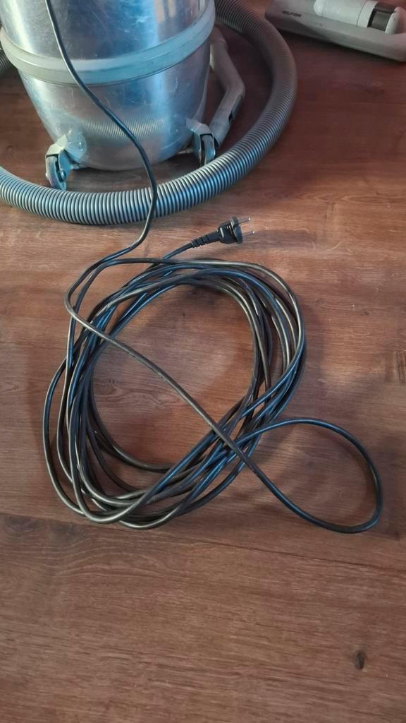 Nilfisk GM 80 Stofzuiger - Klassieker!, Witgoed en Apparatuur, Stofzuigers, Gebruikt, Stofzuiger, Minder dan 1200 watt, Stofzak