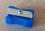 BLAUW METALEN PUNTENSLIJPER, Diversen, Schoolbenodigdheden, Verzenden, Zo goed als nieuw