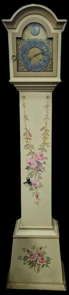 Prachtige brocante klok beschikbaar voor biedingen