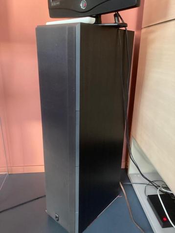 Een paar speakers B&W DM640 beschikbaar voor biedingen
