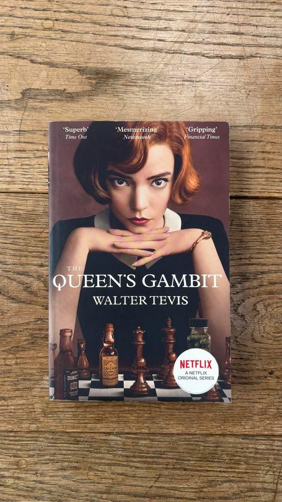 The Queen's Gambit - Walter Tevis, Boeken, Romans, Zo goed als nieuw, Nederland, Ophalen of Verzenden