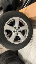 Volkswagen tiguan velgen en banden winter, Banden en Velgen, 16 inch, Gebruikt, Winterbanden