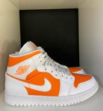 NIKE AIR JORDAN 1 MID SE BRIGHT CITRUS ORANGE MAAT 40,5, Nieuw, Nike Air Jordan, Ophalen of Verzenden, Sneakers of Gympen