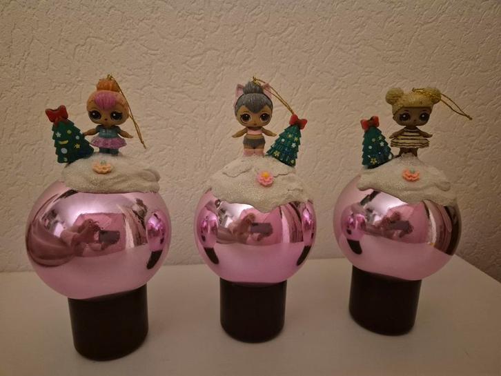 Leuke Verschillende kerstballen met
L.O.L, Verzamelen, Disney, Zo goed als nieuw, Beeldje of Figuurtje, Ophalen of Verzenden