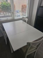 Ikea Bjursta uitschuifbare tafel + 3 Ingolf stoelen, Huis en Inrichting, Tafels | Eettafels, Ophalen, Gebruikt, 100 tot 150 cm