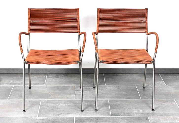 2 stoelen met armleuning Miss B van Tito Agnoli, Huis en Inrichting, Stoelen, Gebruikt, Twee, Leer, Metaal, Bruin, Ophalen of Verzenden