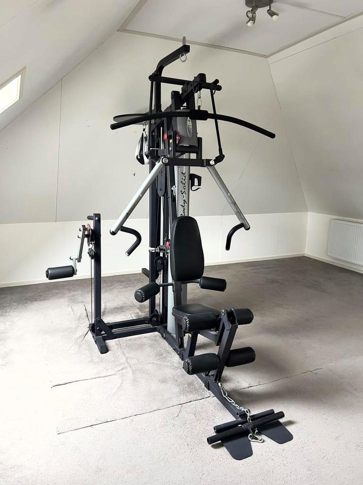 Krachtstation Body Solid G2B + Hip Trust + Boksbal, Sport en Fitness, Fitnessmaterialen, Zo goed als nieuw, Overige typen, Armen