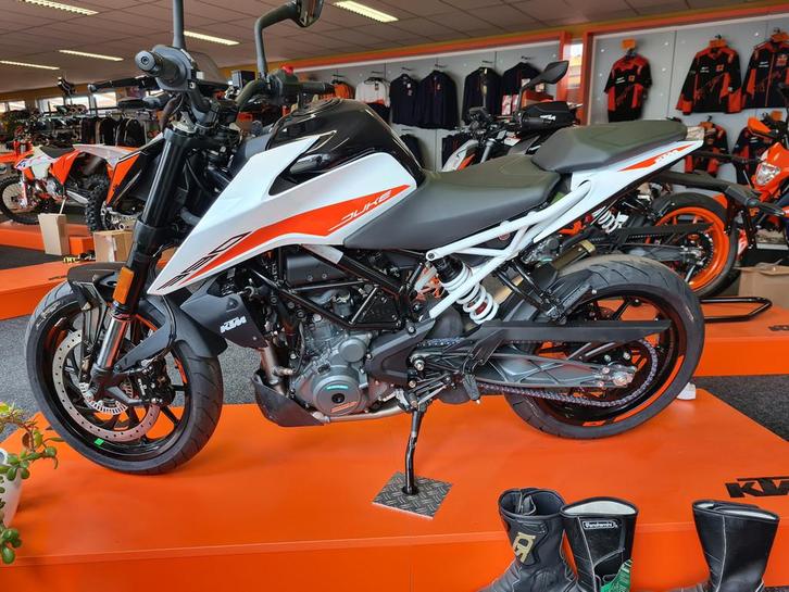 KTM 390 DUKE ABS (bj 2023), Motoren, Motoren | KTM, Bedrijf, Naked bike