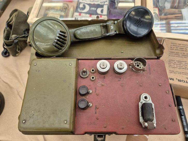 ZELDZAME Bell telephone ABBL WW2, Verzamelen, Militaria | Tweede Wereldoorlog, Landmacht, Overige typen, Overige gebieden, Verzenden