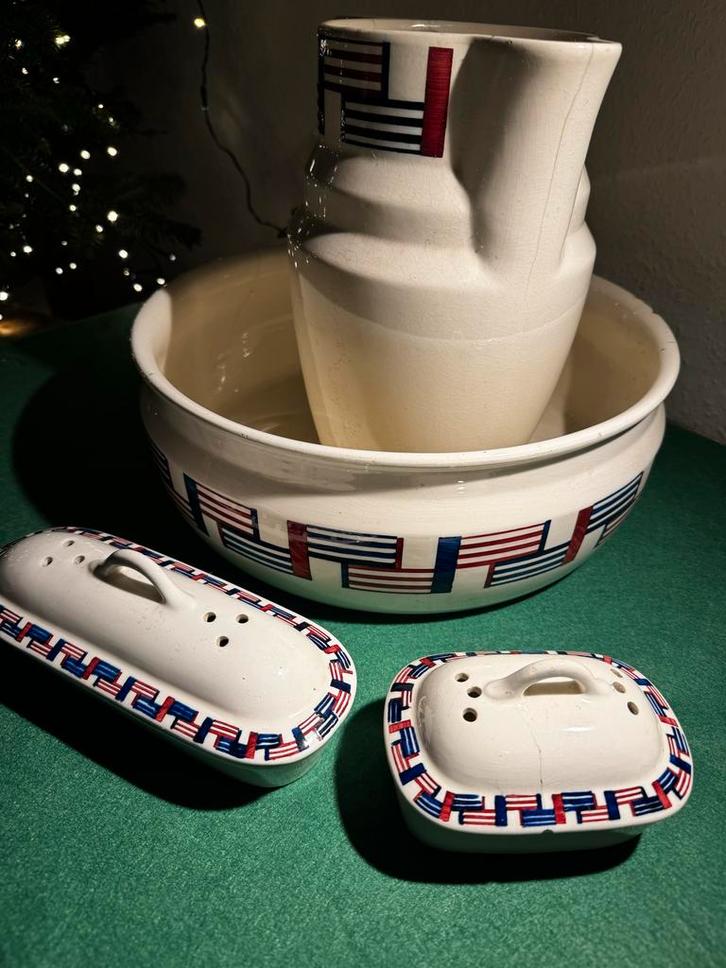 Vintage Lampetset met kom, zeepbakje en kammenbakje, Antiek en Kunst, Antiek | Keramiek en Aardewerk, Ophalen