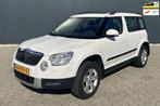Skoda Yeti 1.2 TSI Ambition Airco Cruise Navi Panoramadak Tr, Voorwielaandrijving, Euro 5, Stof, Gebruikt
