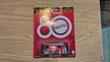 Hot Wheels Premium Volkswagen Cool Kombi 80 year anniversary beschikbaar voor biedingen