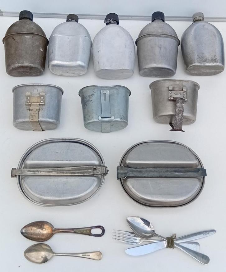 Tweede Wereldoorlog Verzameling USA Veldfles Messtin Bestek, Verzamelen, Militaria | Tweede Wereldoorlog, Landmacht, Overige typen