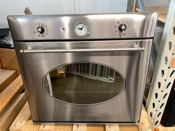 Smeg Inbouwoven beschikbaar voor biedingen