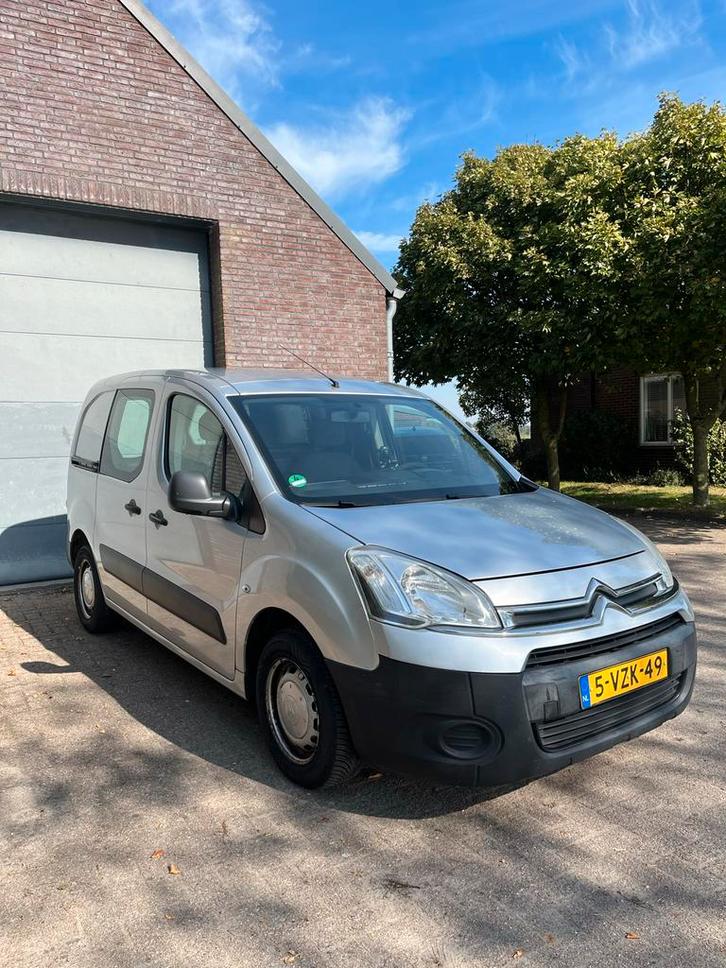 Citroën Berlingo 1.6 HDI 55KW 2012 / JAAR APK /PARKEERSENSOR, Auto's, Bestelauto's, Bedrijf, ABS, Airbags, Airconditioning, Centrale vergrendeling