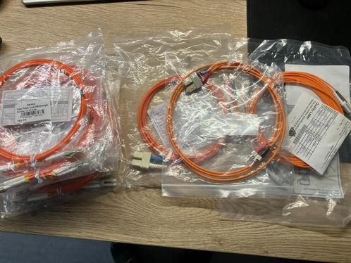 Partij 10x Glasvezel patchkabels Multi Mode SR 2M-5M oranje, Computers en Software, Pc- en Netwerkkabels, Nieuw, Verzenden
