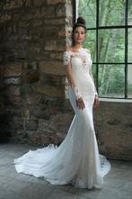 Kanten trouwjurk met lange mouwen 38/40 off the shoulder, Ophalen of Verzenden, Nieuw, Wit, Trouwjurk