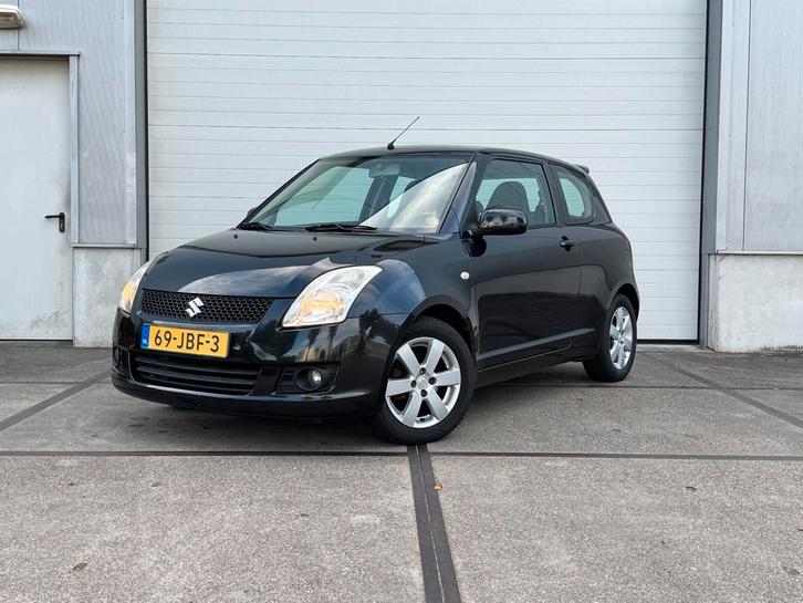 Suzuki Swift 1.3 3D 2009 Zwart, Motoren, Onderdelen | Suzuki, Gebruikt, Ophalen