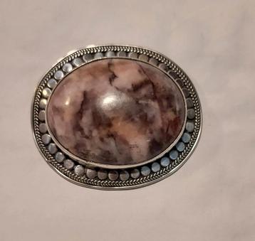 Antieke Schotse broche zilver edelsteen  beschikbaar voor biedingen