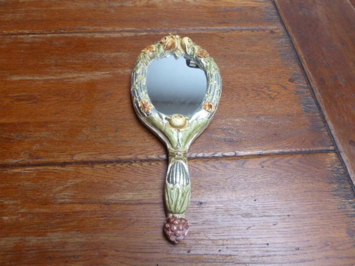 Mooi vormgegeven handspiegel, Antiek en Kunst, Antiek | Spiegels, Minder dan 50 cm, Minder dan 100 cm, Overige vormen, Ophalen of Verzenden