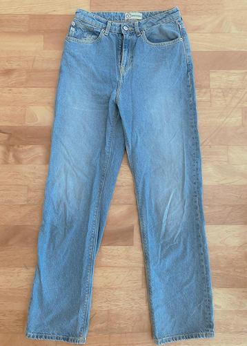 MUD jeans - Relax Rose -  27/30 beschikbaar voor biedingen