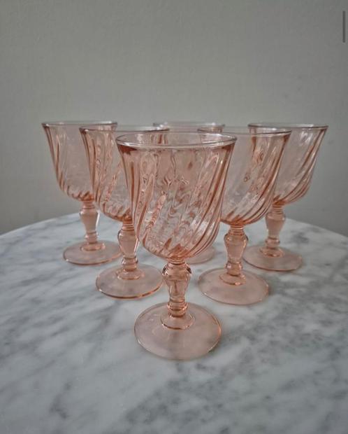 Set 6 rosaline wijnglazen Luminarc spiraal gedraaid, Verzamelen, Glas en Borrelglaasjes, Zo goed als nieuw, Overige typen, Ophalen of Verzenden