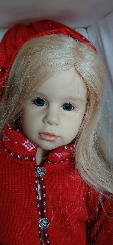 Grote pop, Maja, ontwerp Sissel Skille, Götz, gelim. editie, Verzamelen, Poppen, Zo goed als nieuw, Pop, Ophalen of Verzenden