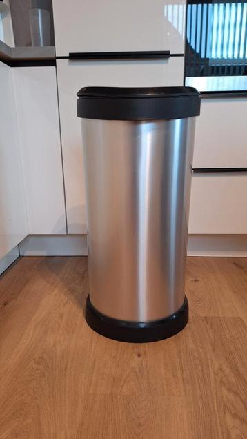 Prullenbak 40liter - Curver decobin push beschikbaar voor biedingen