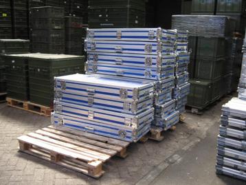 flightcase blauwe flightcases muziekkoffer muziekkoffers beschikbaar voor biedingen