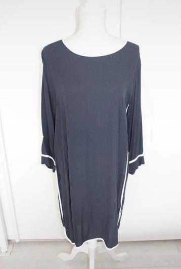 NIEUW donkerblauw/wit tuniek/jurkje van Freequent beschikbaar voor biedingen