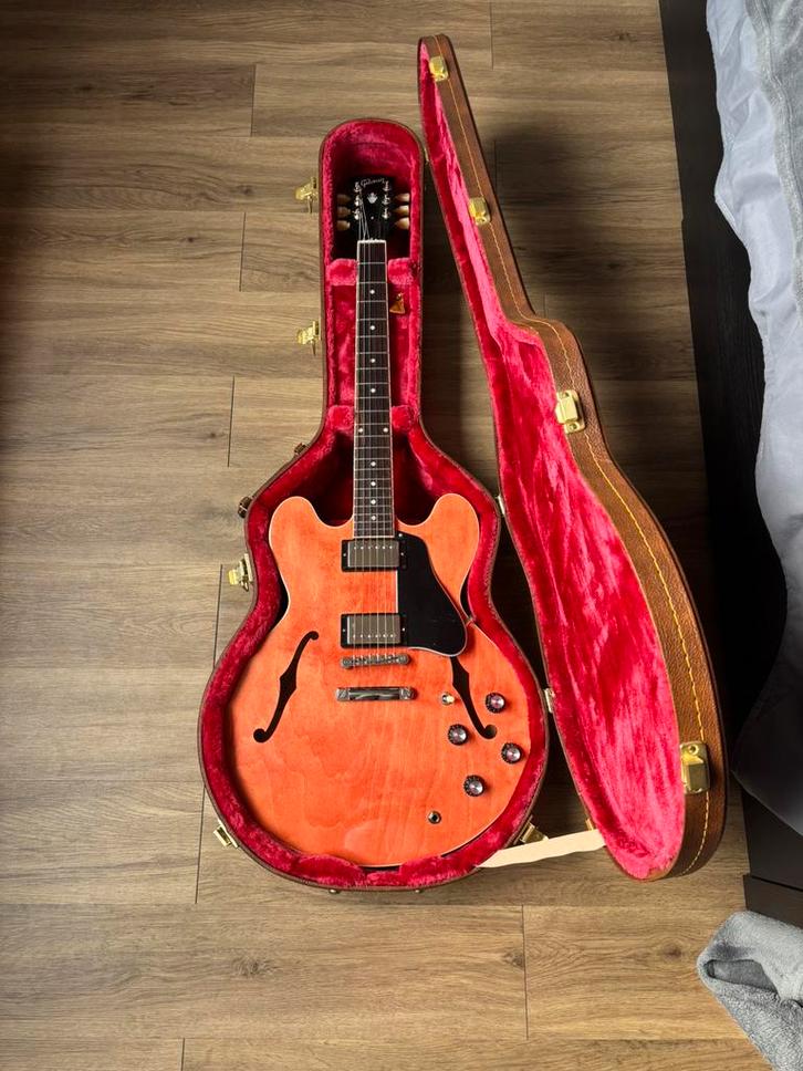 Gibson ES-335 Dot Watermelon, Muziek en Instrumenten, Snaarinstrumenten | Gitaren | Elektrisch, Zo goed als nieuw, Semi-solid body