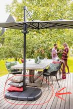 Madison kunststof parasol vulvoet met metalen kruisvoet, Tuin en Terras, Ophalen of Verzenden, Zo goed als nieuw, 1 tot 2 meter